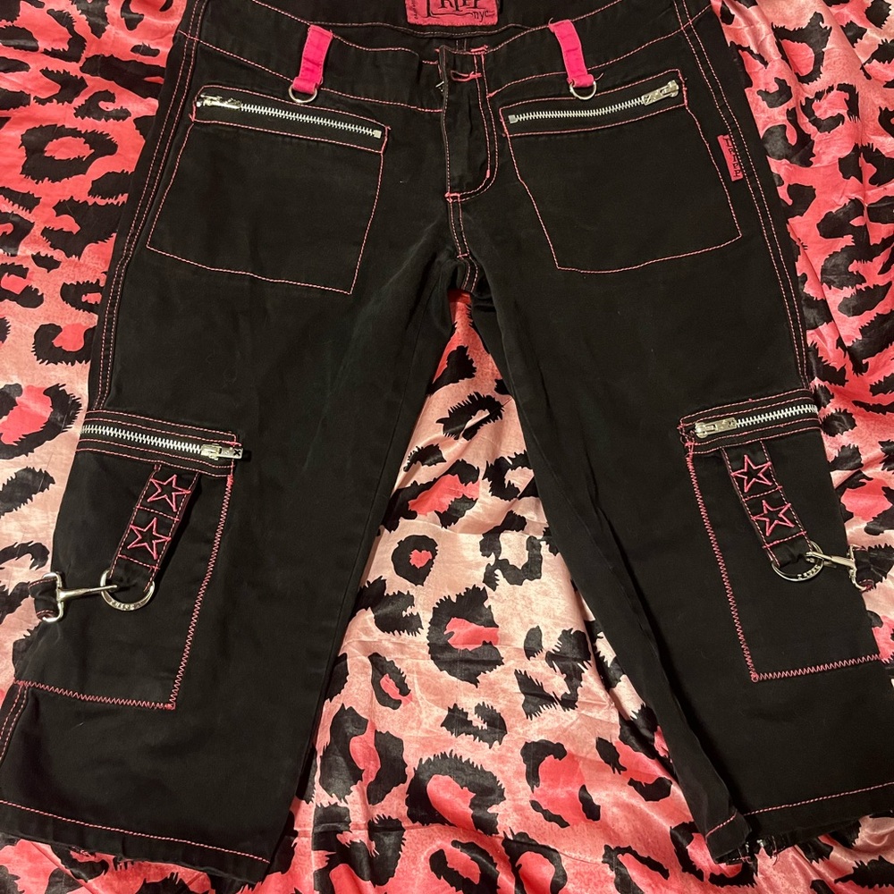 Tripp Pink Star Capris
